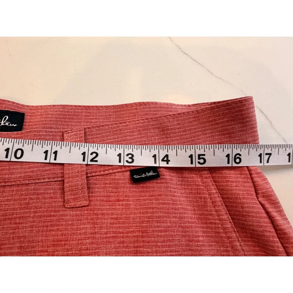 TravisMathew Mens Pink Heathered Performance‎ Golf Shorts Size 32 Stretch Casual